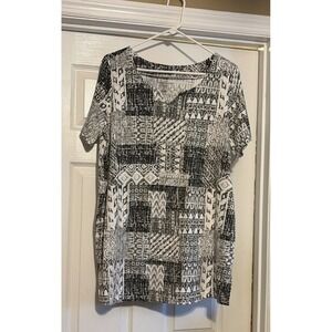 Women's Top Women's Size LARGE 18/20 Gray Black Print Short Sleeve Woman Within